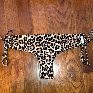 XS cheeky Victoria’s Secret bottoms